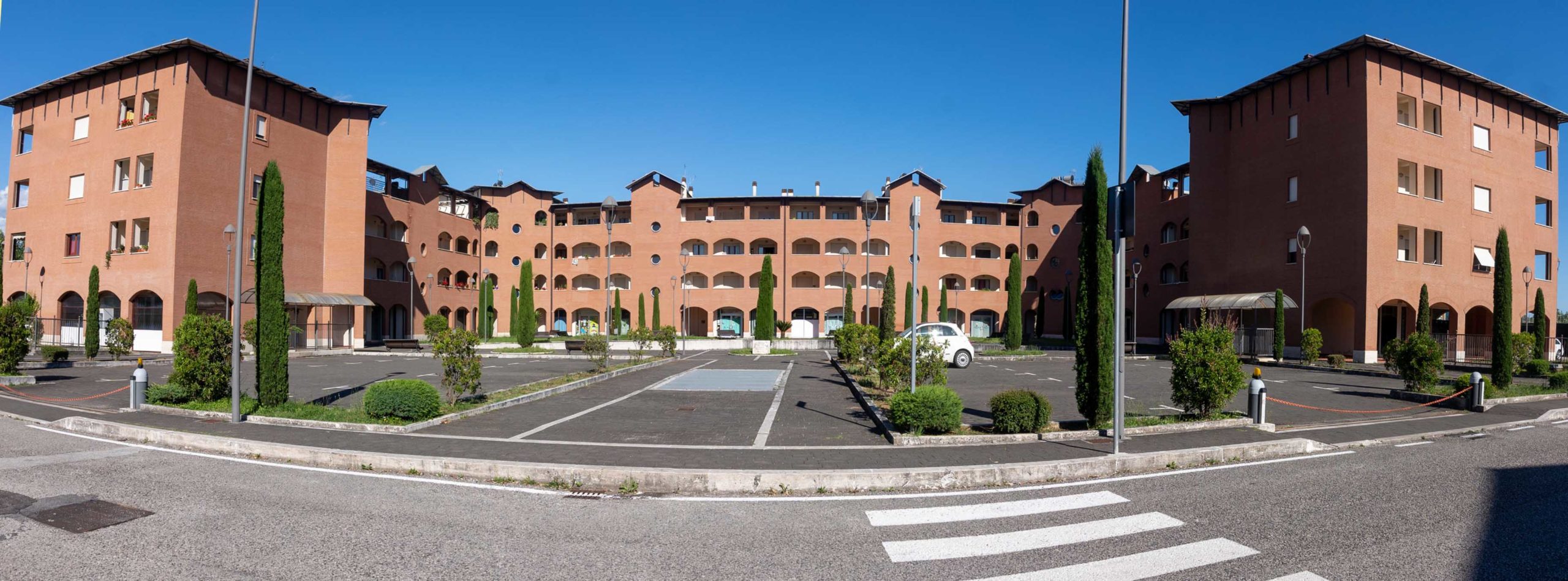 https://www.villaggioblu.it/wp-content/uploads/2019/11/Promocasa_Ferentino_Slideshow-680x418-scaled.jpg
